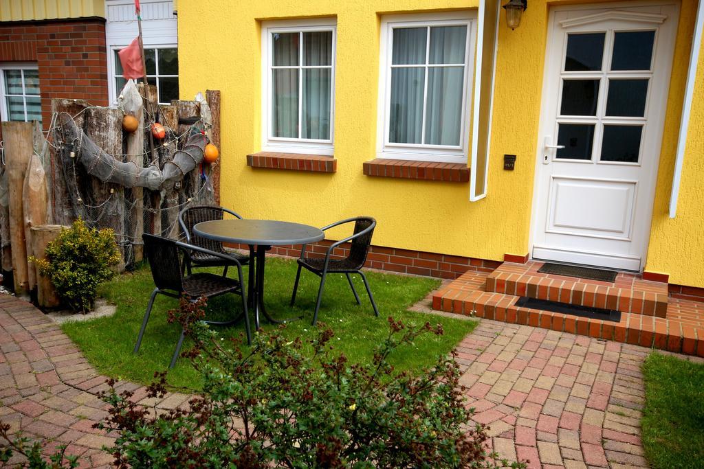 Ferienwohnungen Fruendt Prerow Luaran gambar
